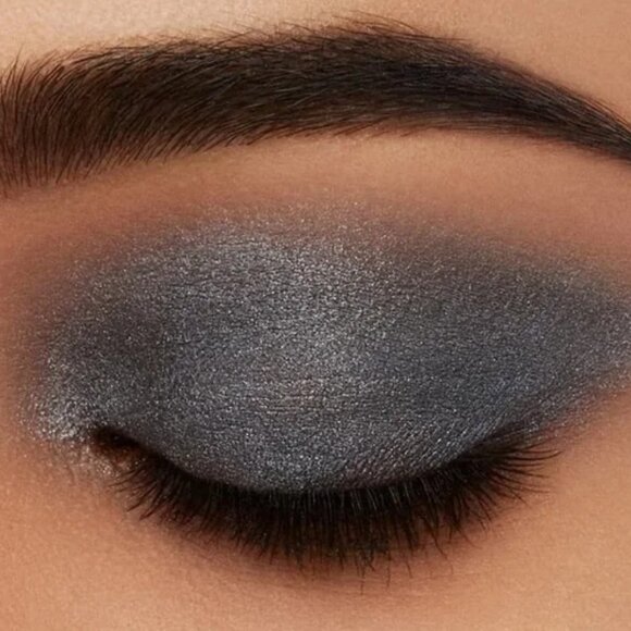 NARS Single* Eyeshadows~5326 Pyrenees Silver Gray Shimmer (2 units x 0.4 oz) NIB - Picture 5 of 9